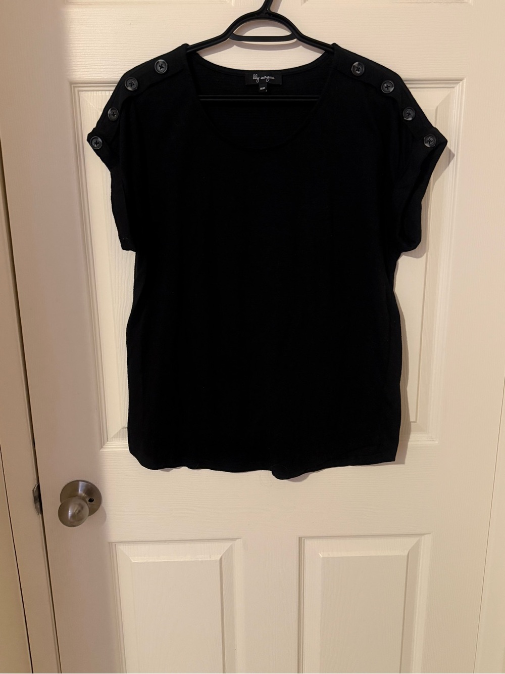 Lily Morgan Black Short-Sleeve Button-Shoulder Tee